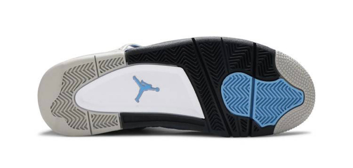 Air Jordan Retro 4 ‘University Blue’