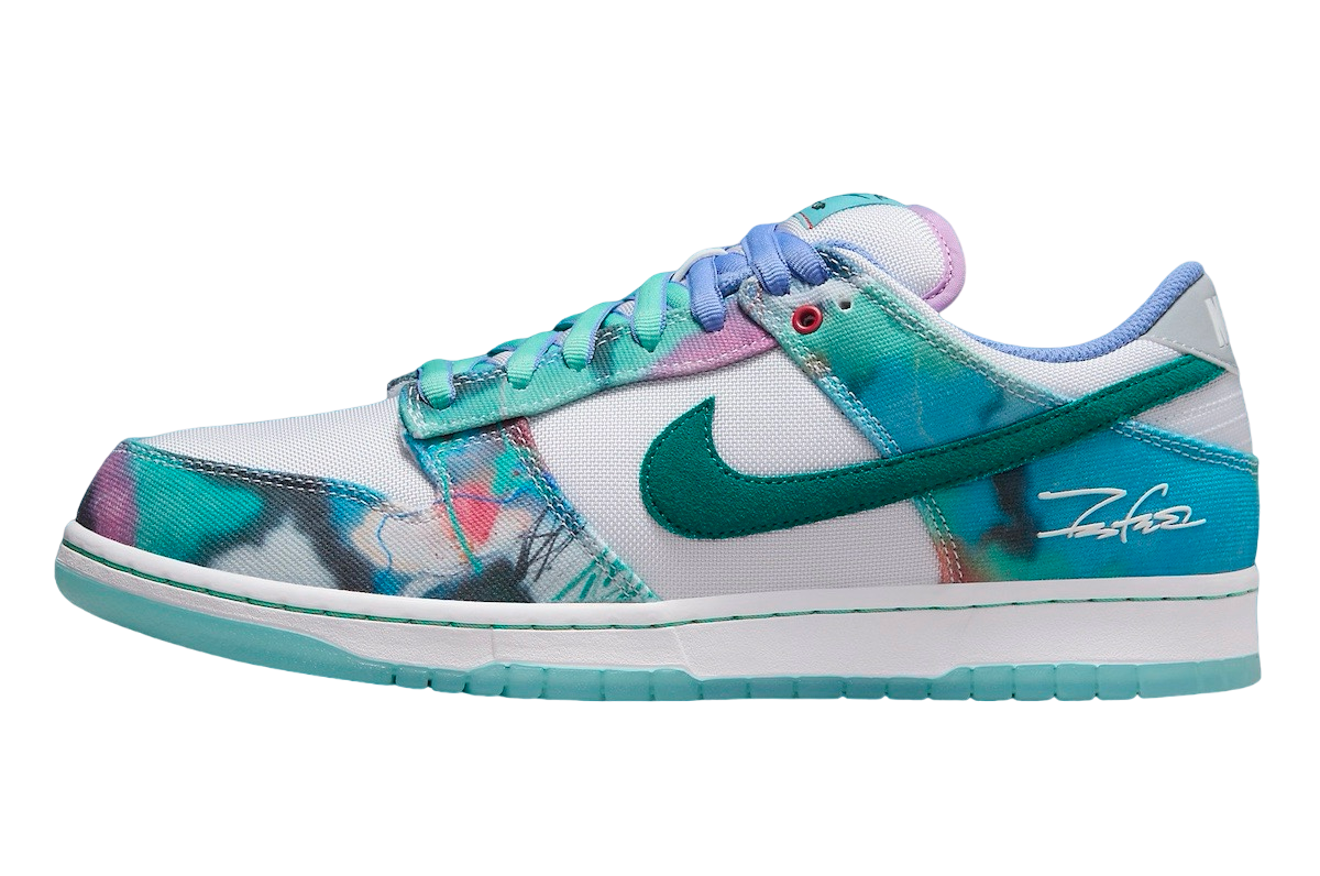 Futura Laboratories x Nike SB Dunk Low