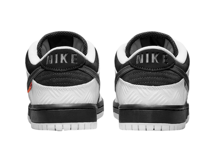 TIGHTBOOTH x Nike SB Dunk Low